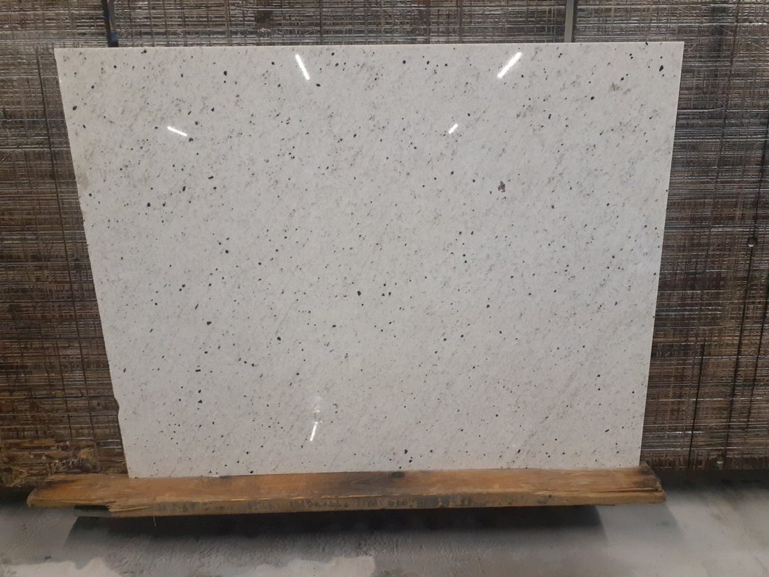 Pitaya Photographed in our warehouse, slab 10807-1.R1.R1